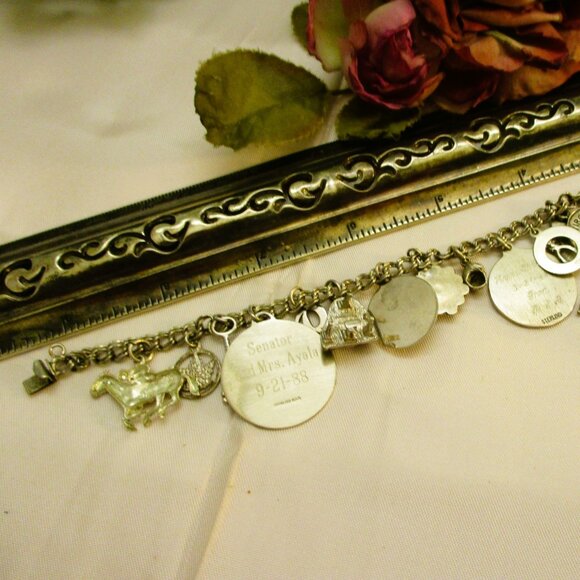 Vintage STERLING SILVER Charm Bracelet: 12 Figural 925 Charms on Curb Chain - Picture 16 of 16